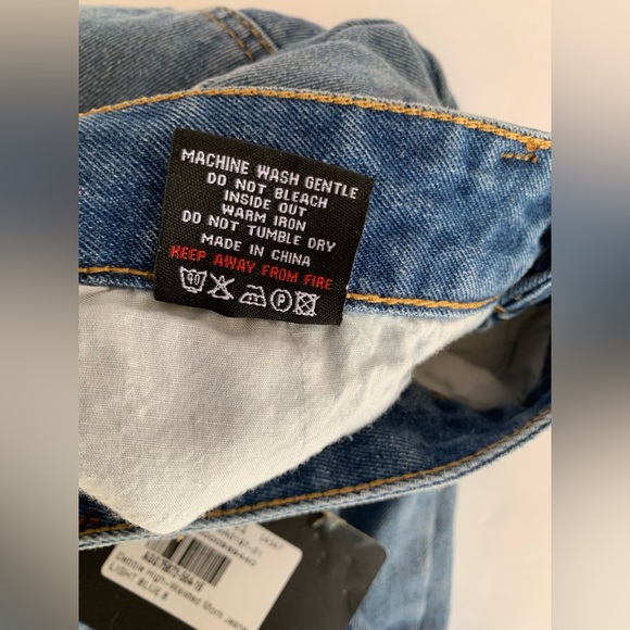 Nasty Gal Denim Debbie Pull On High Waisted Tapered Mom Jeans 26 Light Blue Wash - Picture 12 of 12